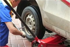 凌云附近拖车24小时服务热线电话